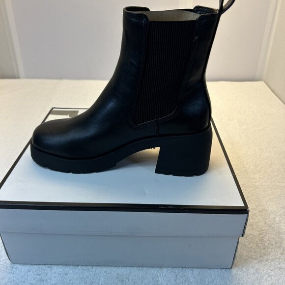 Steve Madden Shoes - Steve Madden Ankle Boot Lug Sole Chunky Heel Brontey Chelsea BLK Women Sz 9 NEW